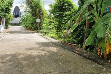 BB072-001